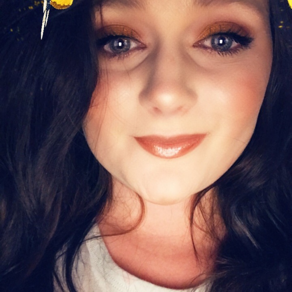 Meet your Posher, Jasmine